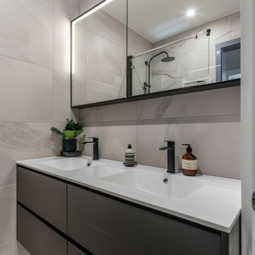 Benefits of Plain Bathroom Mirrors