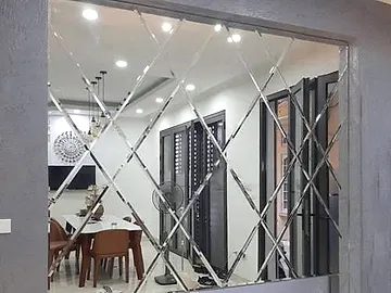 decorative mirror wall example